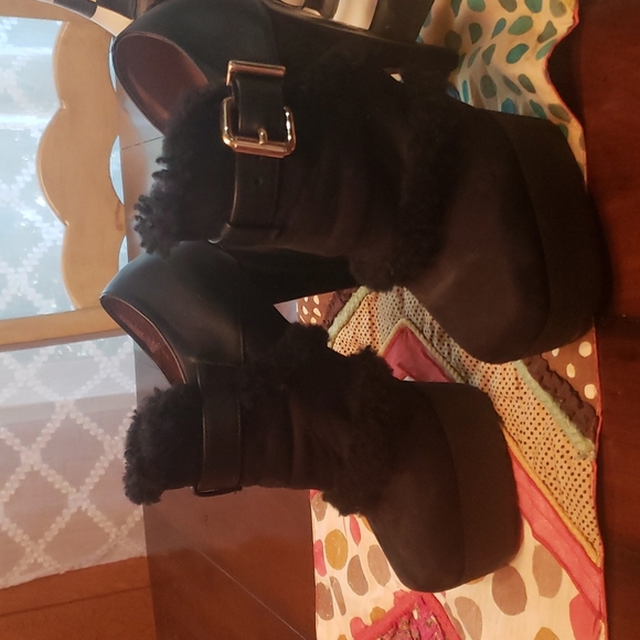 Black suede Fendi booties size 37 - Picture 3 of 4